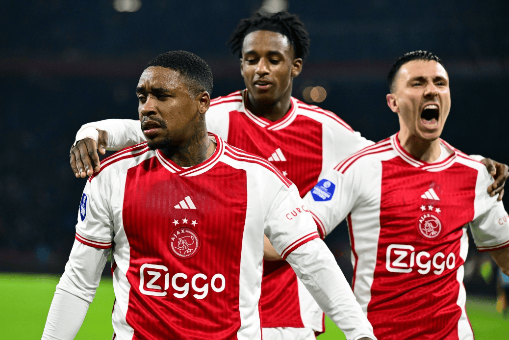 但它背后凝 但它背后凝