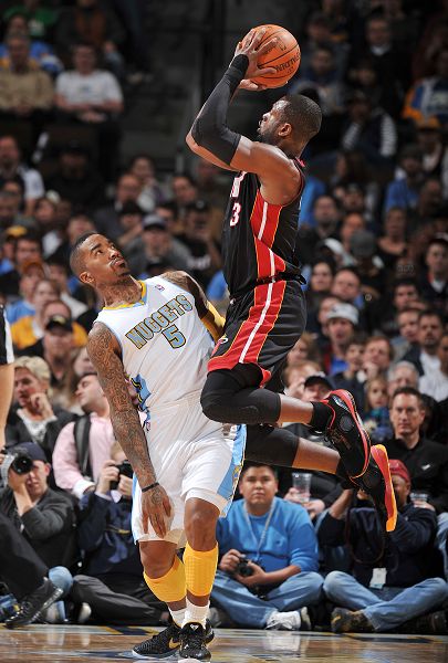 比赛中尤为 比赛中尤为